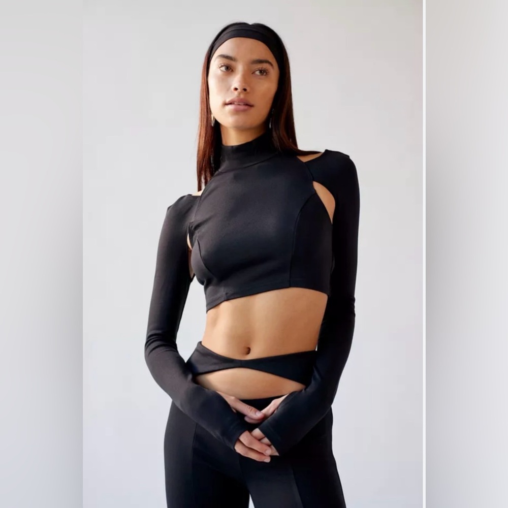 2 piece cut out set by urban outfitters
